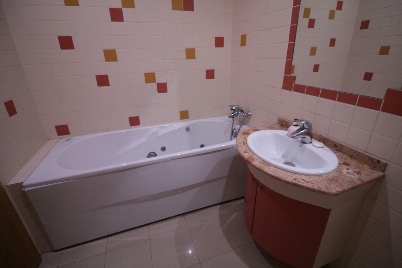 Av. D. Joao Ii Modern Apt Near Altice Arena Apartment