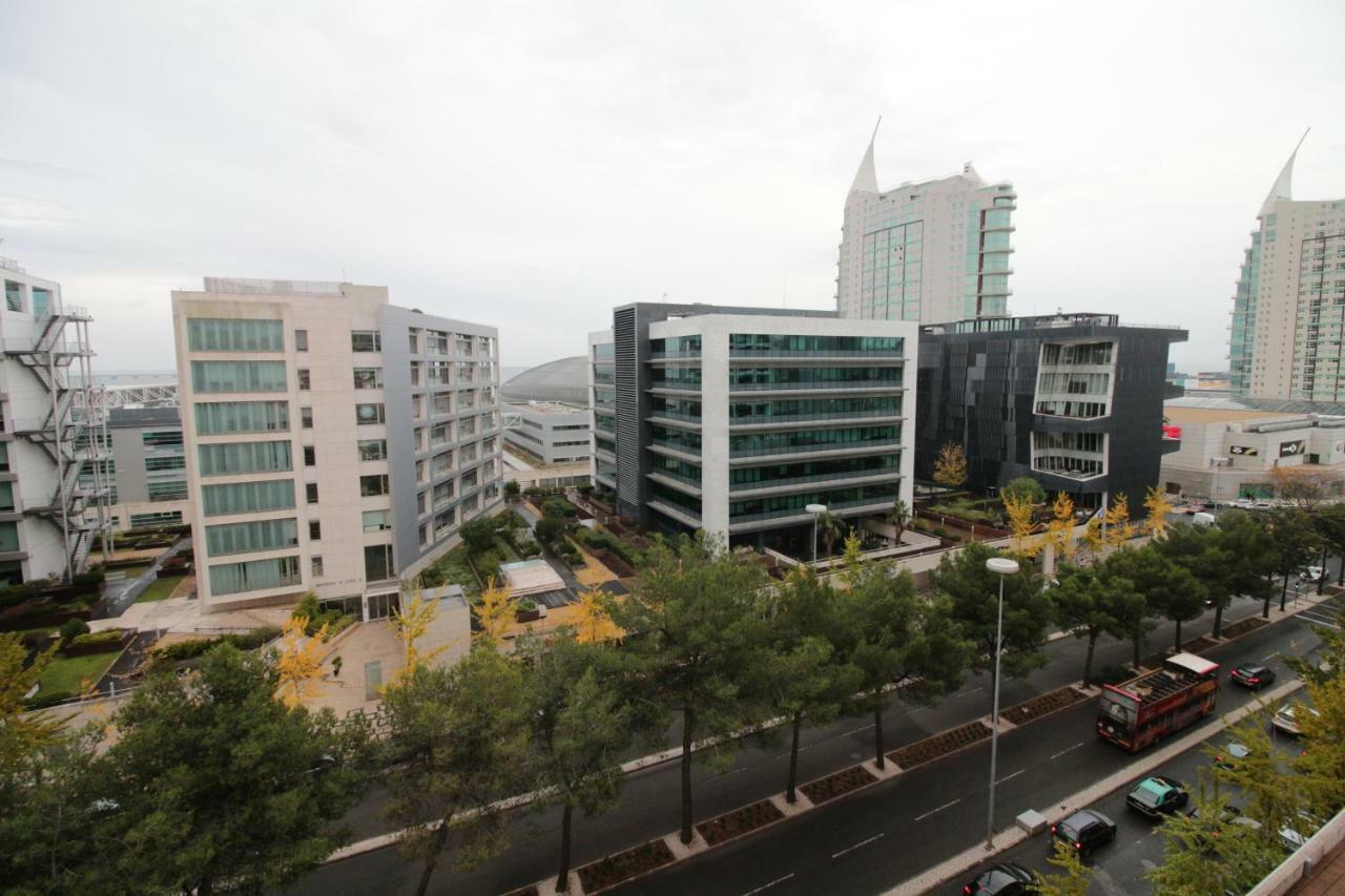 Av. D. Joao Ii Modern Apt Near Altice Arena